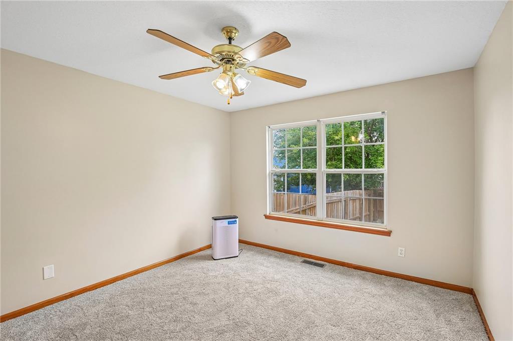 4932 Stoneback Place Property Photo 20