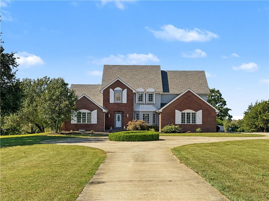 1071 E 1400 Road Property Photo 1