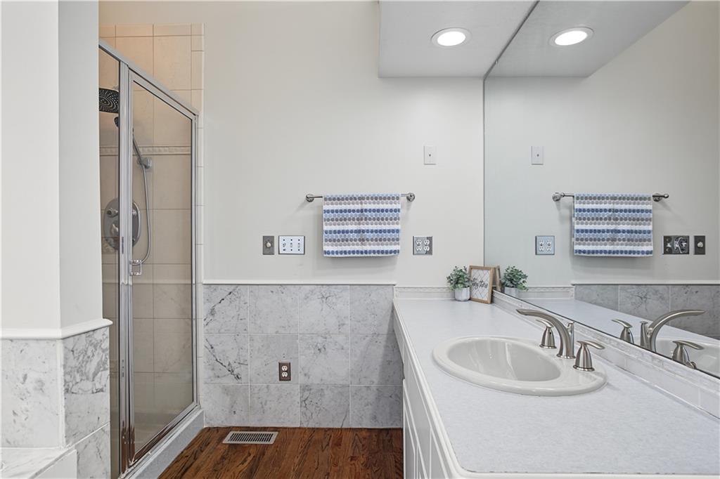 1071 E 1400 Road Property Photo 24