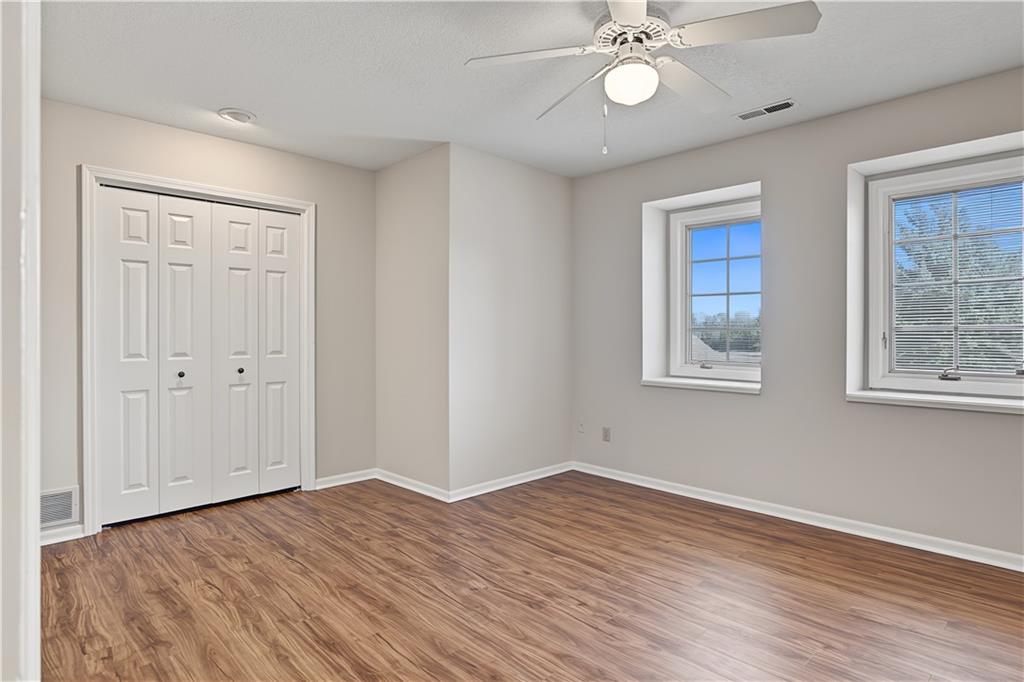 1071 E 1400 Road Property Photo 26