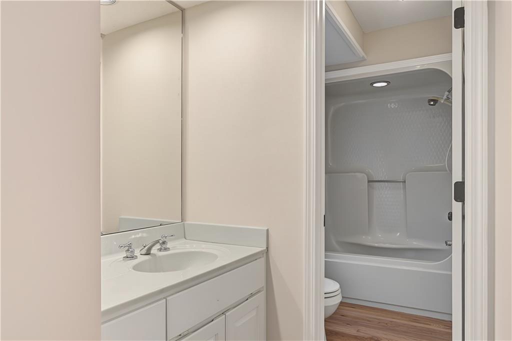 1071 E 1400 Road Property Photo 28