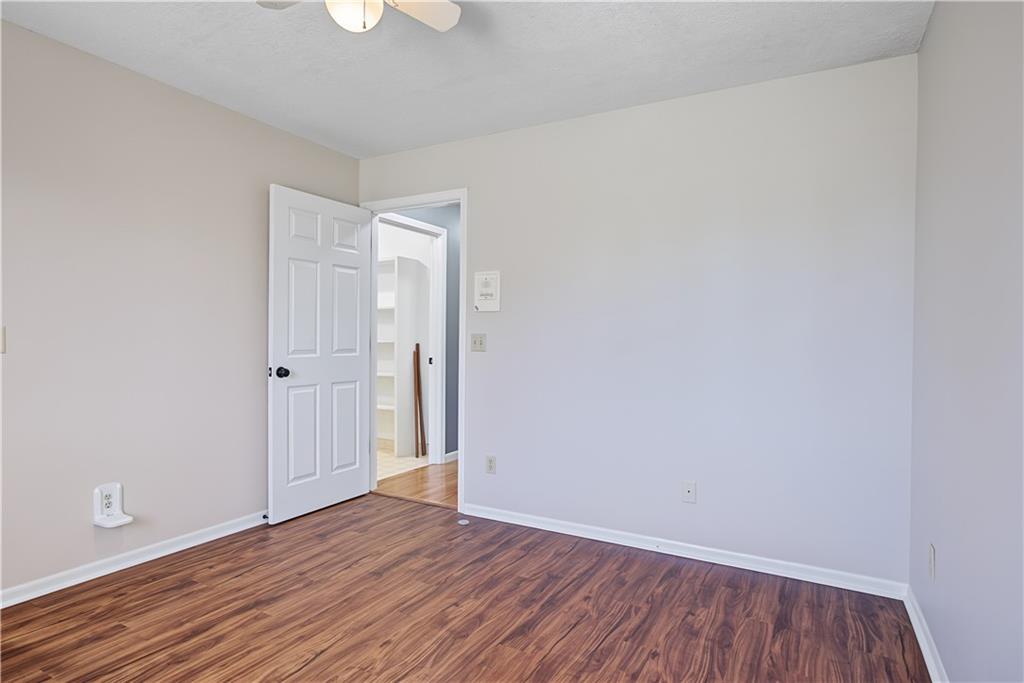 1071 E 1400 Road Property Photo 31