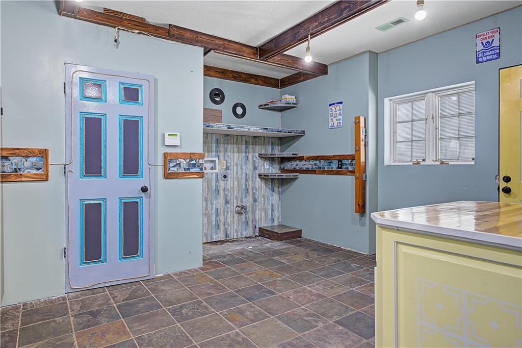 1071 E 1400 Road Property Photo 45