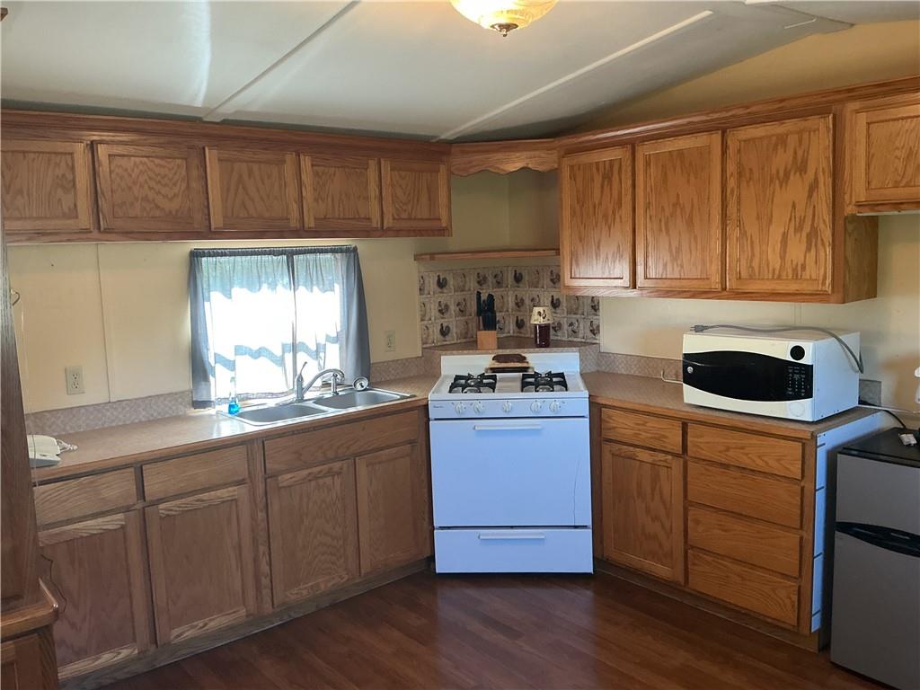 2125 Riley Road Property Photo 2