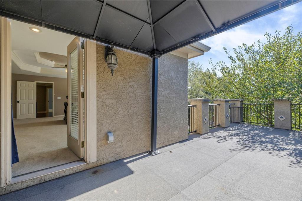 5211 W 164th Terrace Property Photo 34