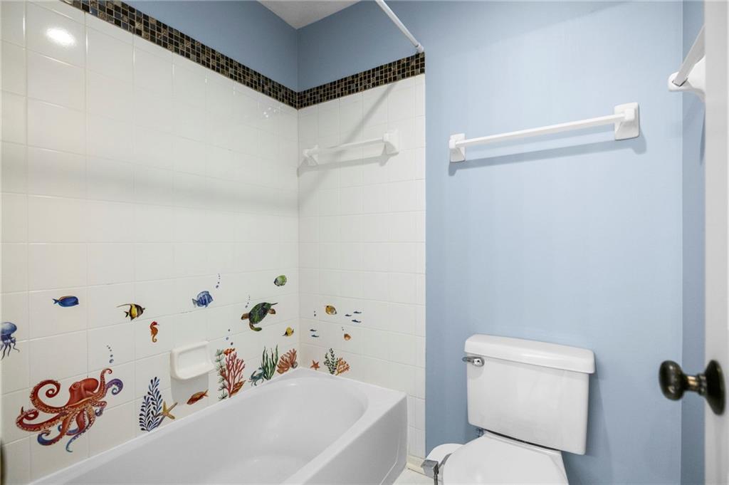 5211 W 164th Terrace Property Photo 43