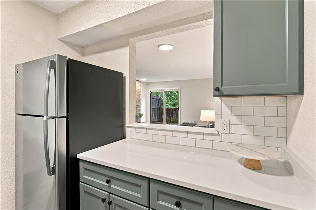 1824 E 97th Street Property Photo 11