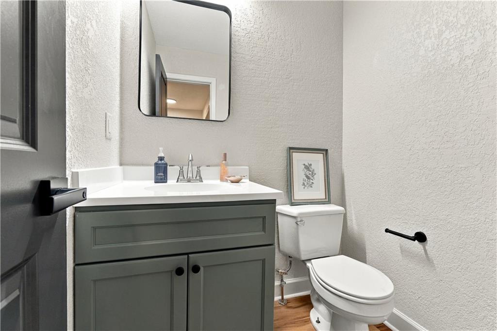 1824 E 97th Street Property Photo 15