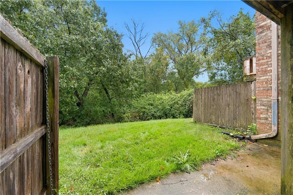 1824 E 97th Street Property Photo 25