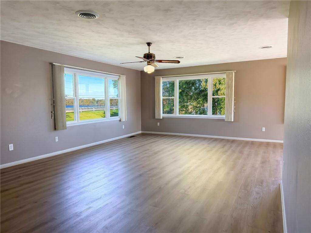 1206 Lake Trenton Drive Property Photo 7