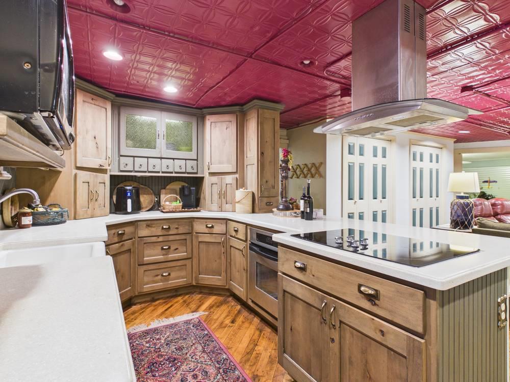 16 Scott Avenue Property Photo 17