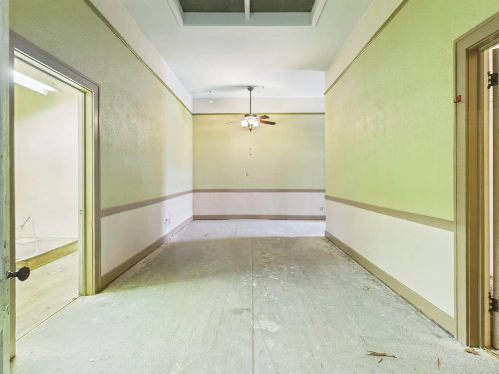 16 Scott Avenue Property Photo 50