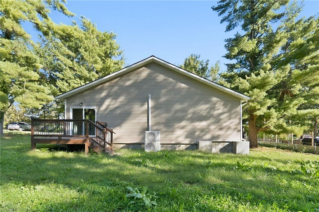 735 E Devon Street Property Photo 31