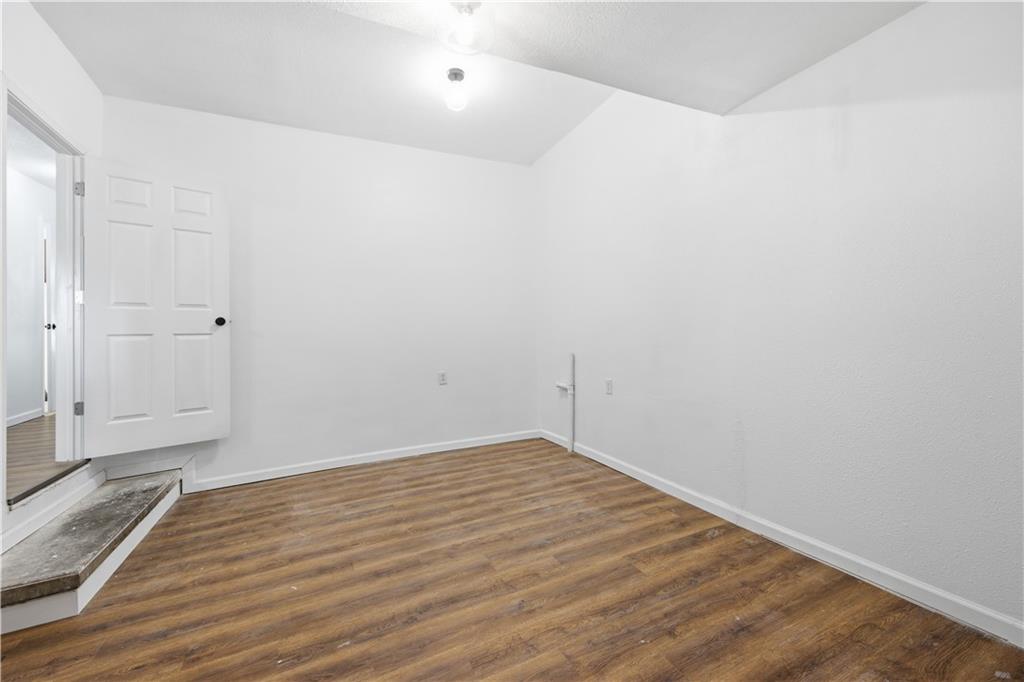 1015 W 21st Street Property Photo 16