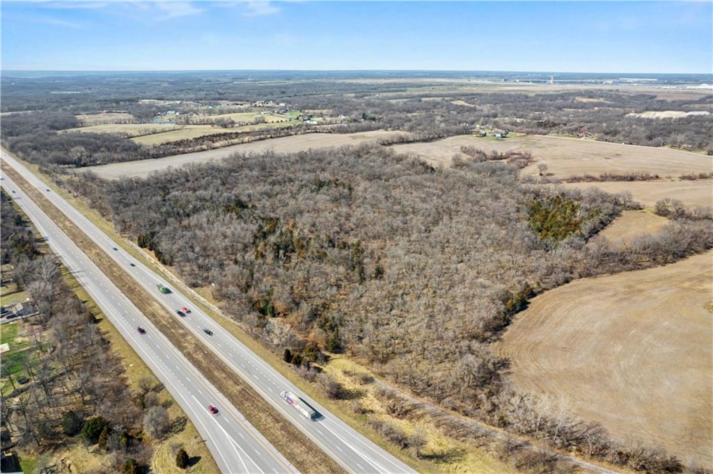 Outer Road Amity & 152 Highway Property Photo 14