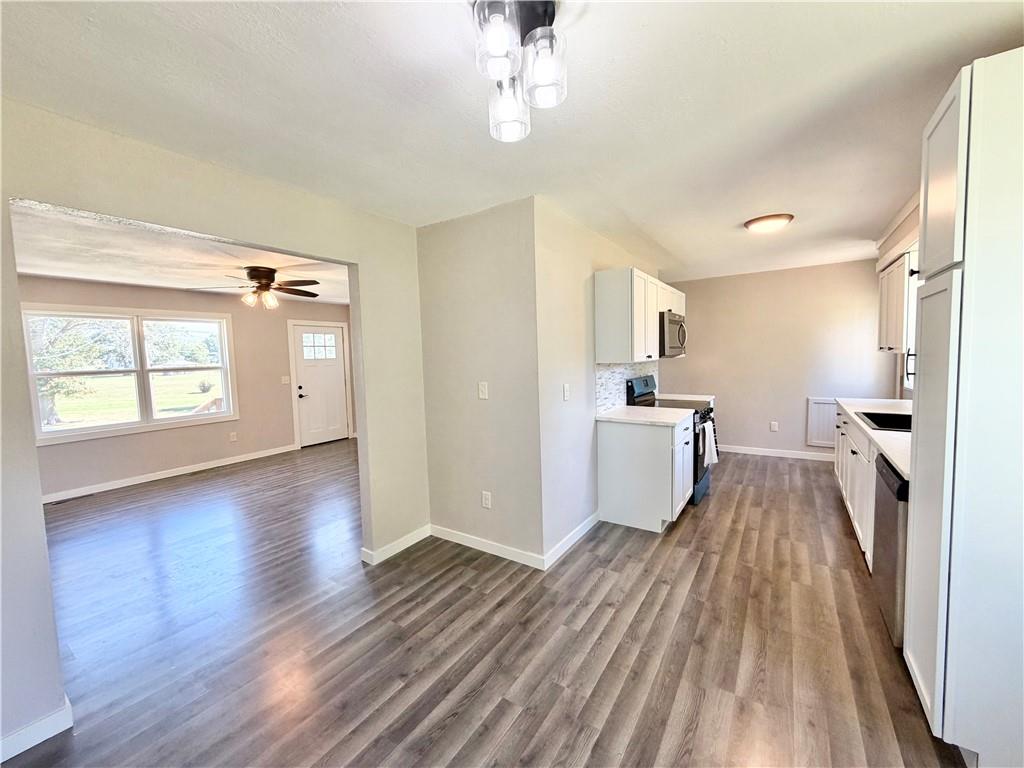 818 S High Street Property Photo 13