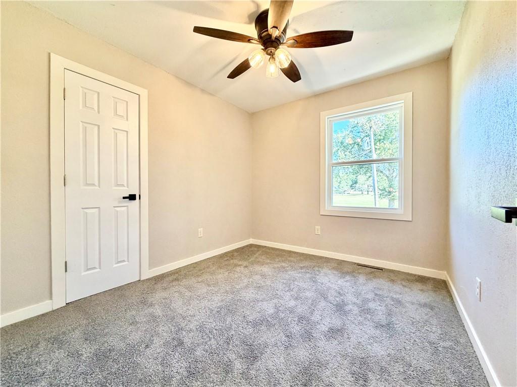 818 S High Street Property Photo 17