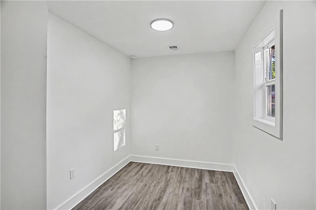 206 Main Street Property Photo 18