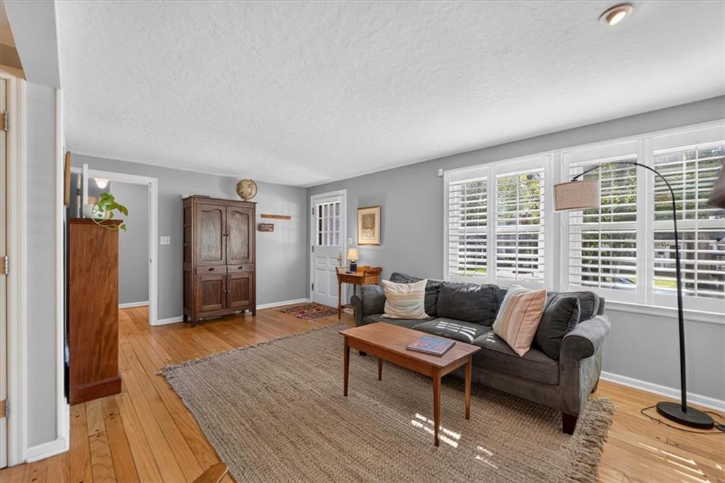 4112 W 69th Street Property Photo 7