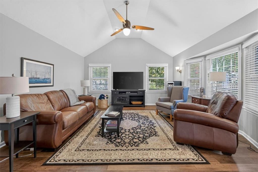 4112 W 69th Street Property Photo 17
