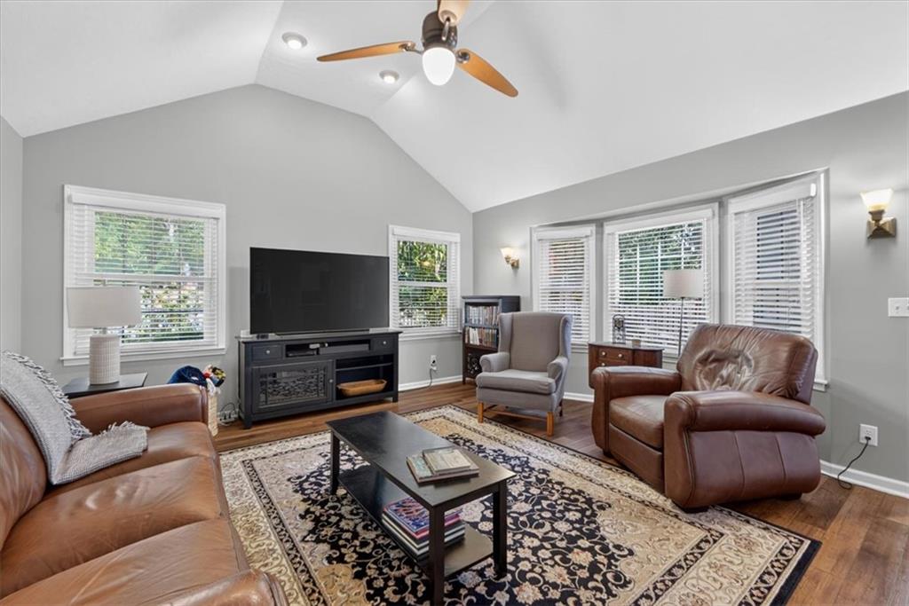 4112 W 69th Street Property Photo 18