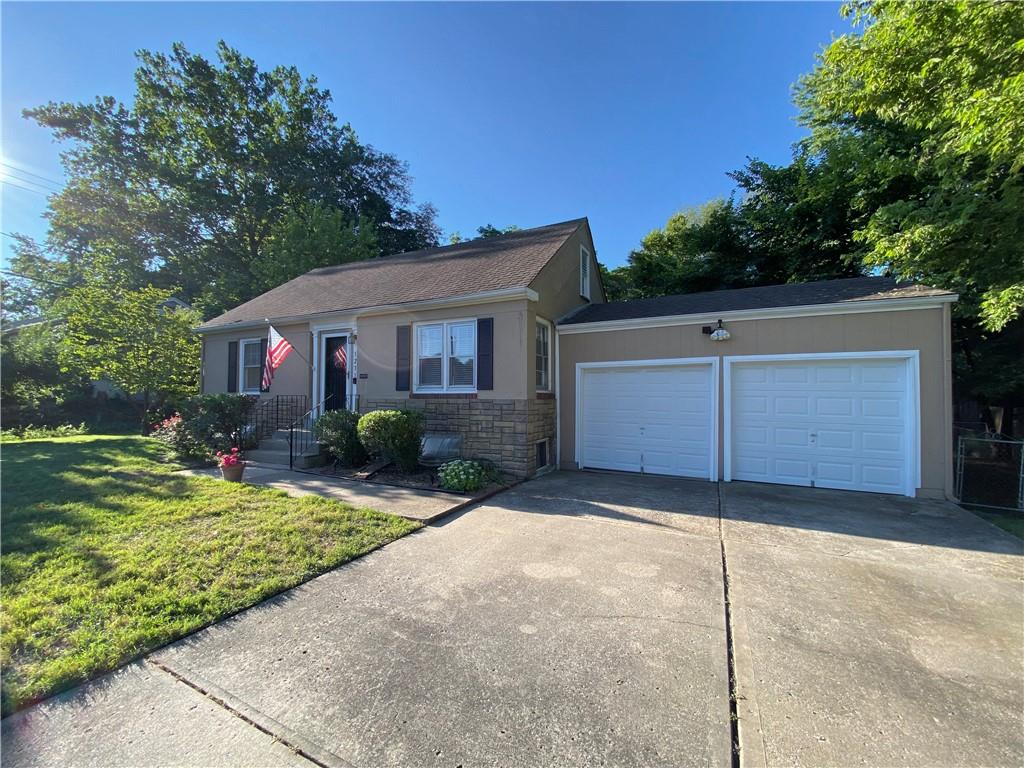 1231 W 79th Street Property Photo 3