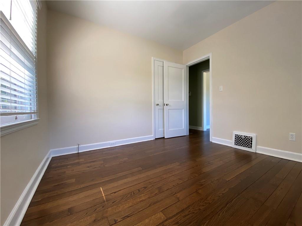 1231 W 79th Street Property Photo 10