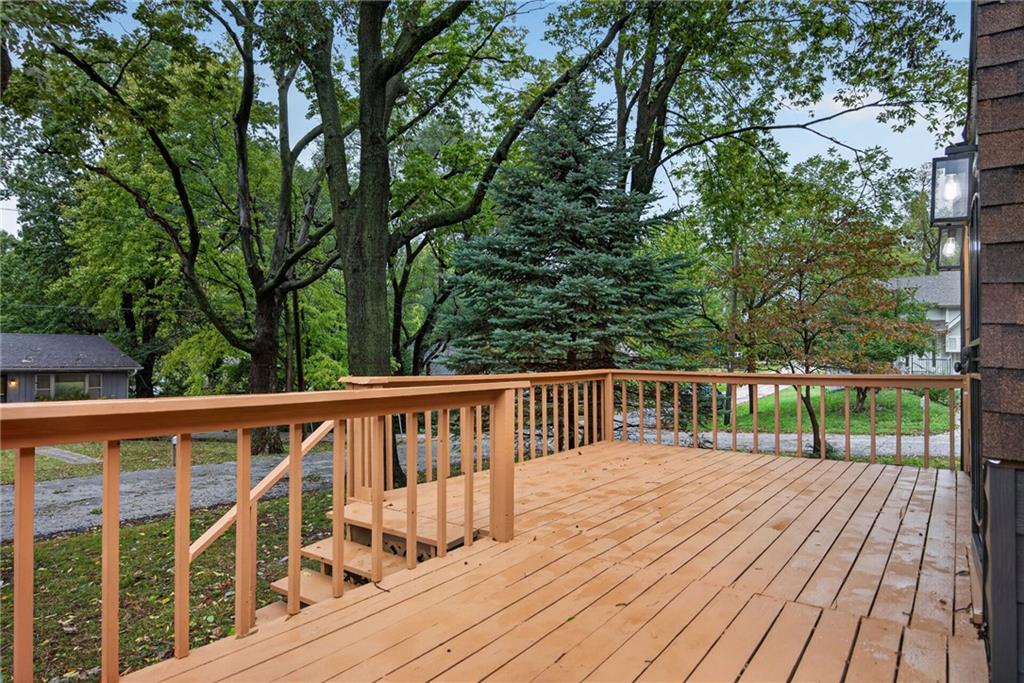 4641 N Elmwood Avenue Property Photo 7