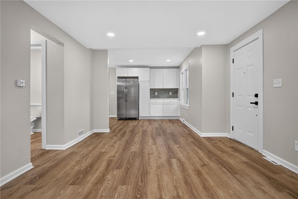 4641 N Elmwood Avenue Property Photo 14