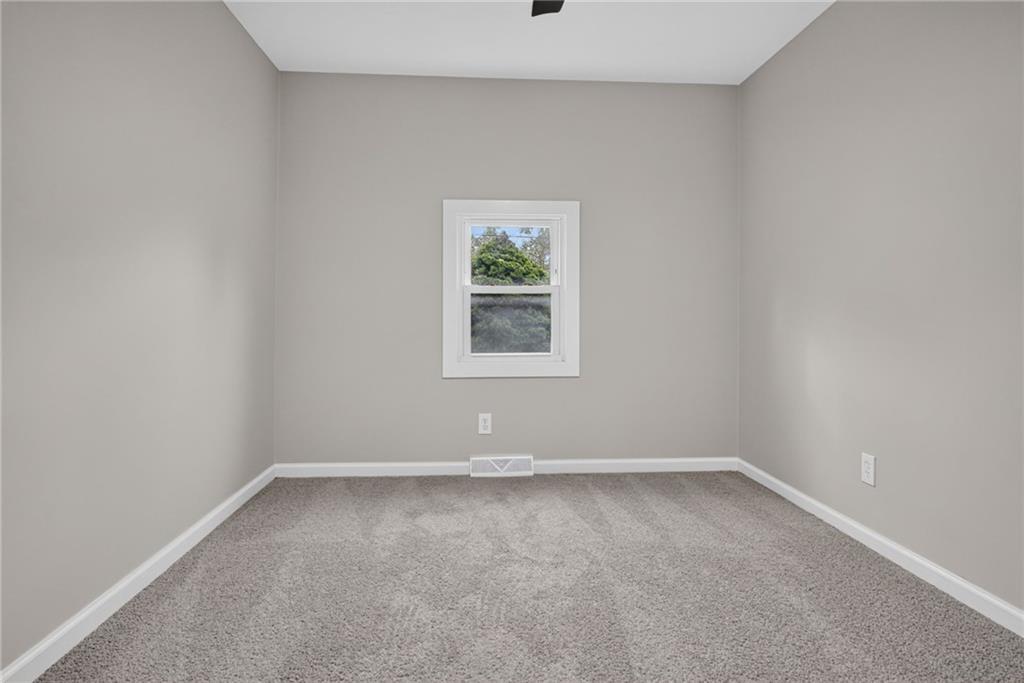 4641 N Elmwood Avenue Property Photo 27