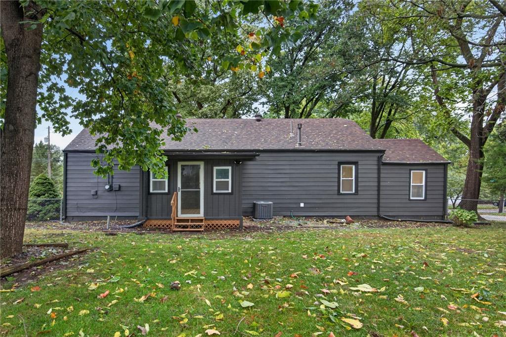 4641 N Elmwood Avenue Property Photo 34