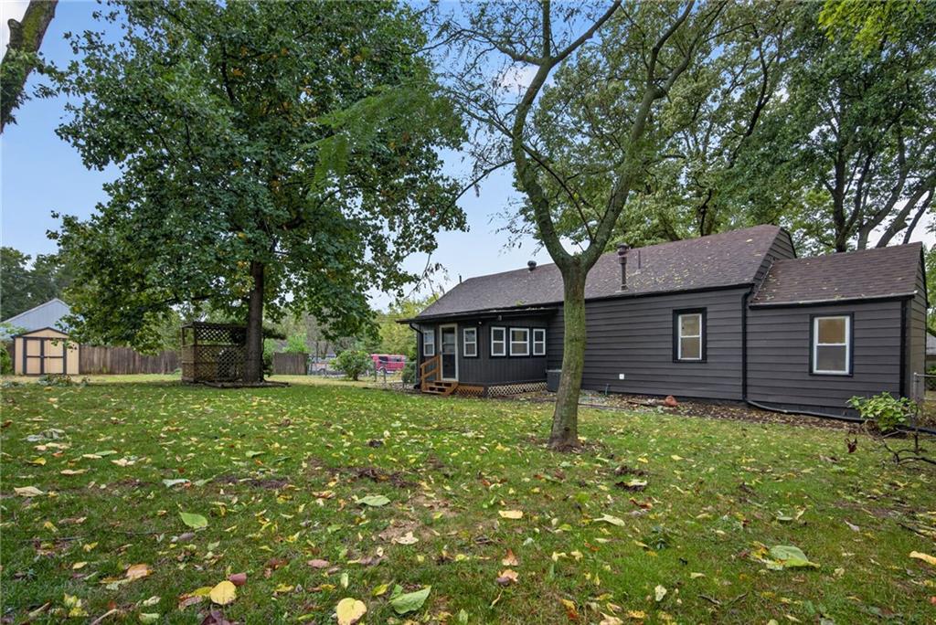4641 N Elmwood Avenue Property Photo 37
