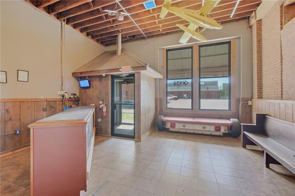 218 Choctaw Street Property Photo 6