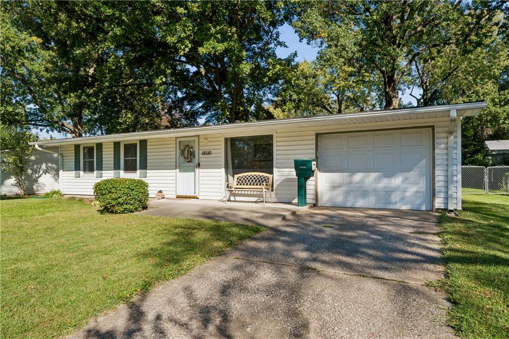 18510 E 5th Street Property Photo 3