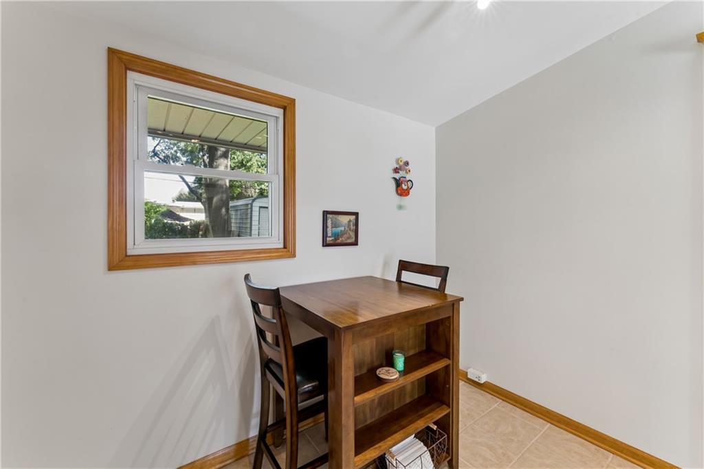 18510 E 5th Street Property Photo 15