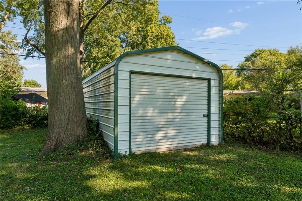 18510 E 5th Street Property Photo 43