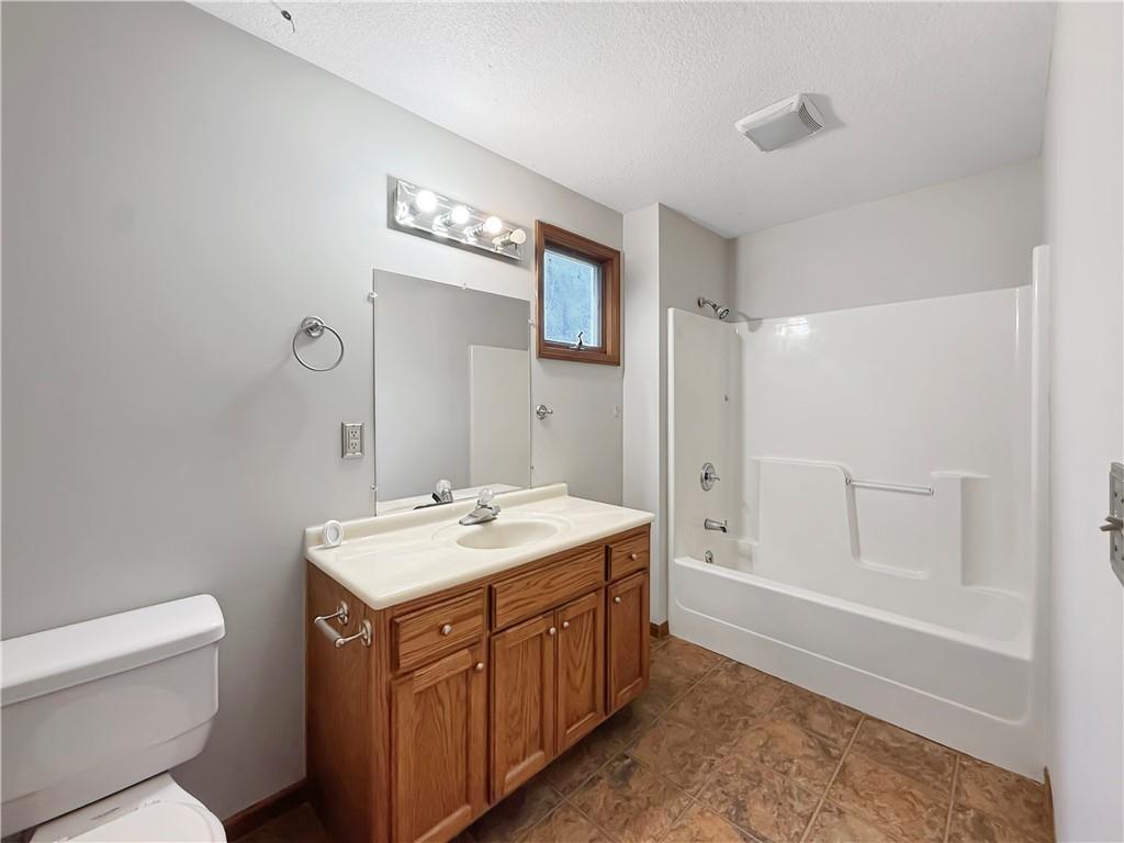 1100 Walnut Street Property Photo 11