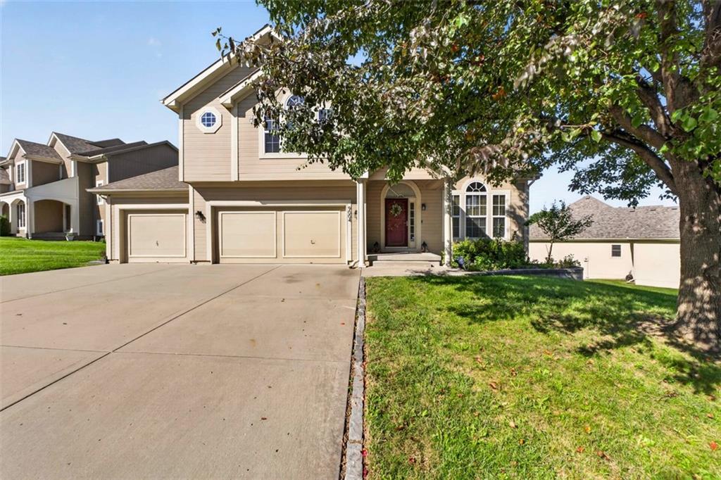 9004 N Cosby Avenue Property Photo 1