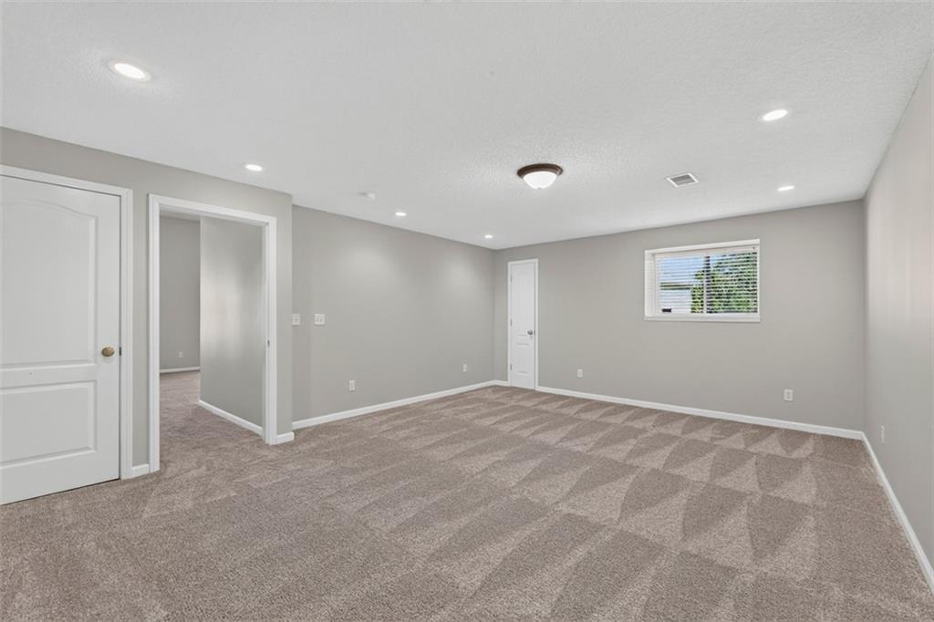 9004 N Cosby Avenue Property Photo 33