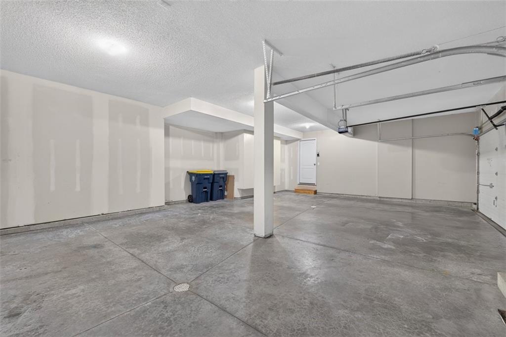9004 N Cosby Avenue Property Photo 35