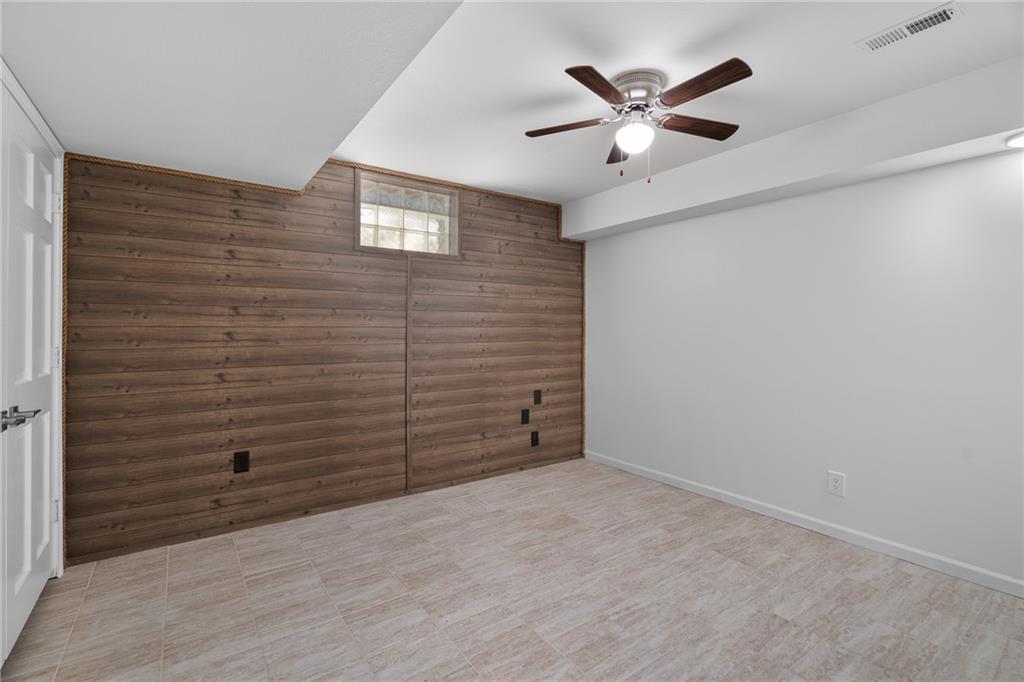 436 Nw Eastwood Drive Property Photo 33