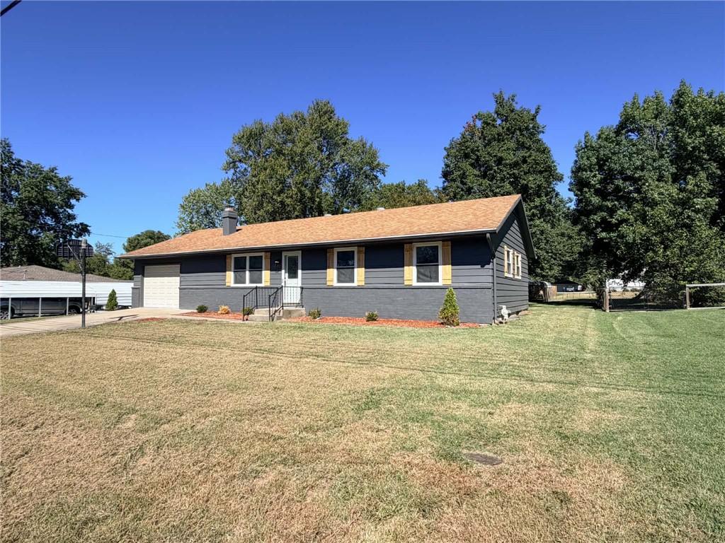 205 W Magnolia Avenue Property Photo 2