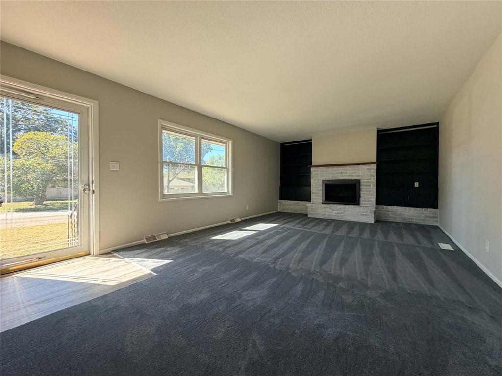 205 W Magnolia Avenue Property Photo 4