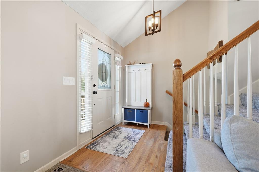 1009 Granada Drive Property Photo 2