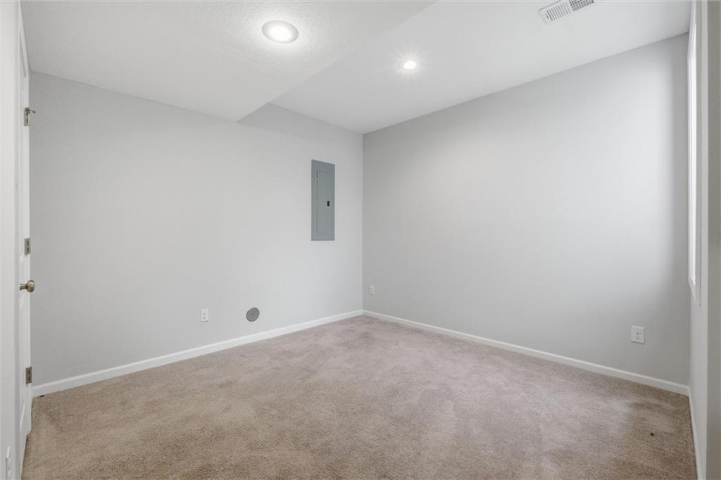 8278 Primrose Street Property Photo 37