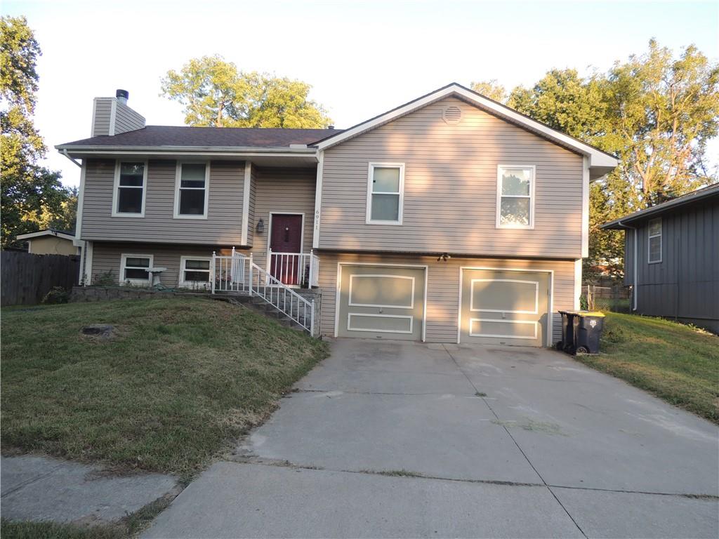 6911 N Liberty Street Property Photo 1