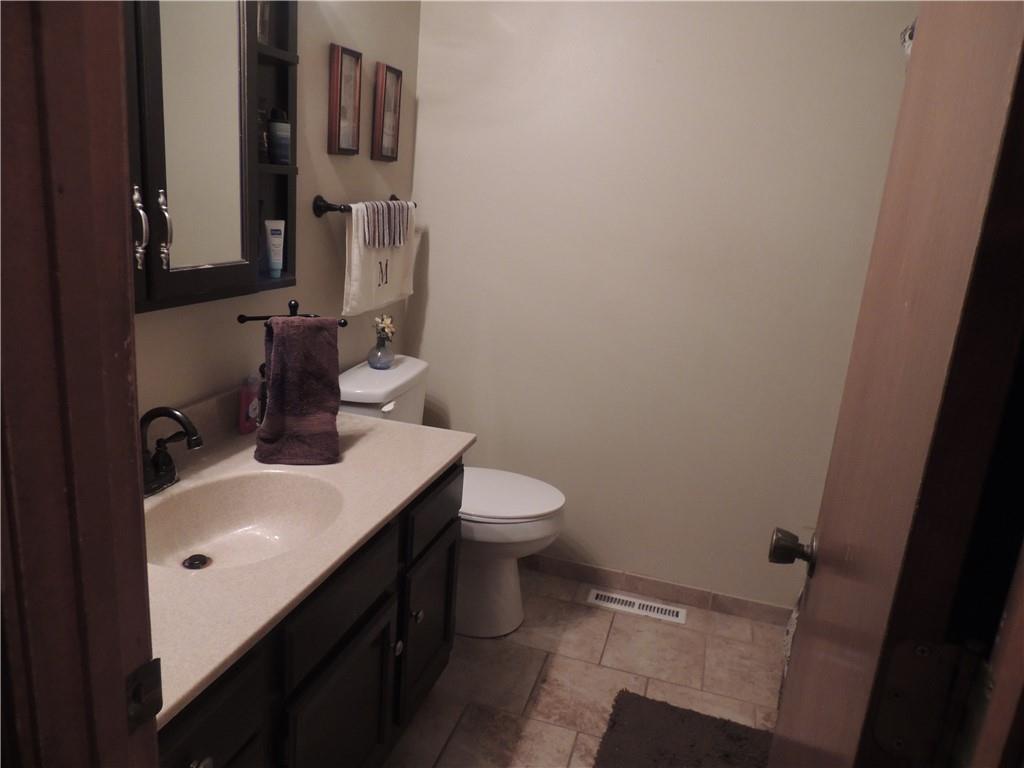 6911 N Liberty Street Property Photo 7