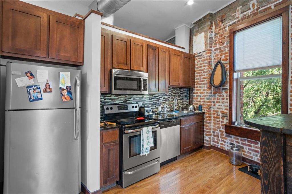 1040 Missouri Avenue Property Photo 8