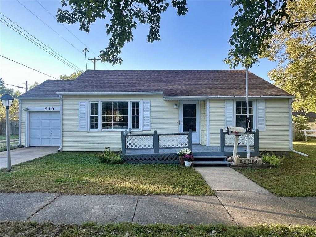 510 E Massasoit Street Property Photo 1
