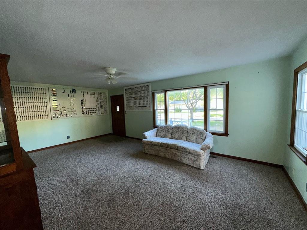 510 E Massasoit Street Property Photo 12